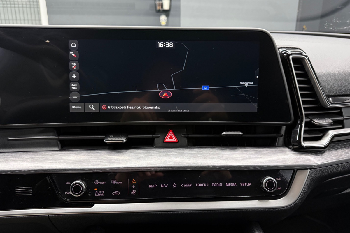 Ponuka vozidiel / Kia Sportage 1.6 H48V Gold - video Ponuka vozidiel / Kia Sportage 1.6 H48V Gold - video