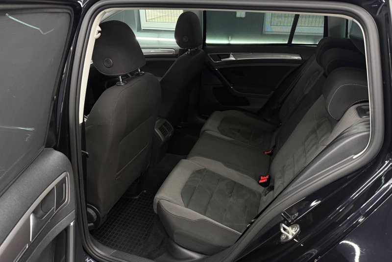 Ponuka vozidiel / Volkswagen Golf Variant Alltrack 1.8 TSI BMT 4MOTION DSG - video Ponuka vozidiel / Volkswagen Golf Variant Alltrack 1.8 TSI BMT 4MOTION DSG - video