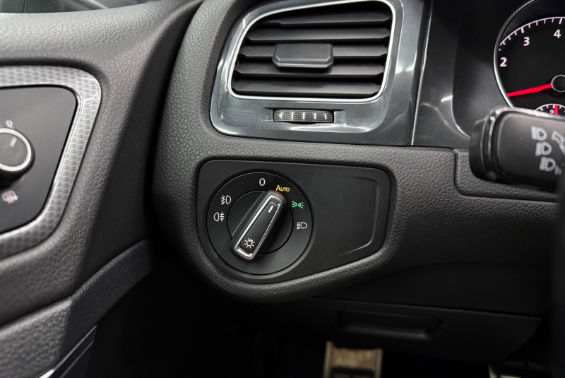 Ponuka vozidiel / Volkswagen Golf Variant Alltrack 1.8 TSI BMT 4MOTION DSG - video Ponuka vozidiel / Volkswagen Golf Variant Alltrack 1.8 TSI BMT 4MOTION DSG - video