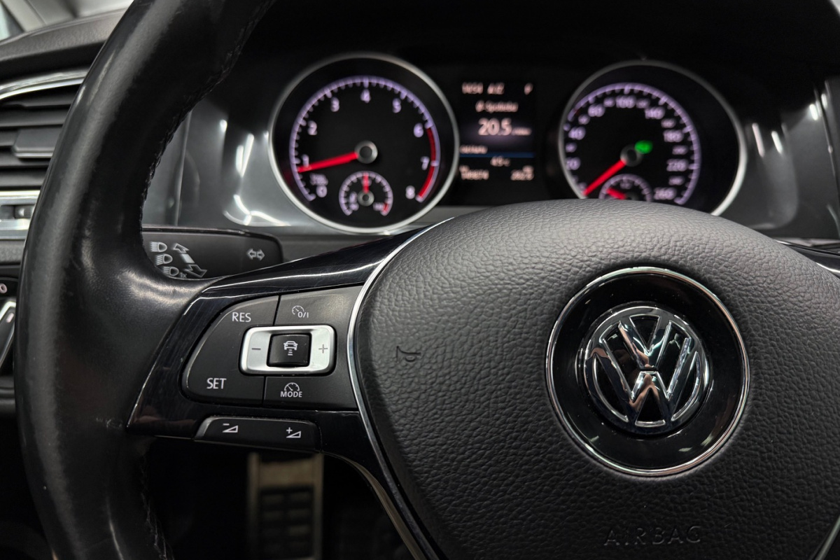 Ponuka vozidiel / Volkswagen Golf Variant Alltrack 1.8 TSI BMT 4MOTION DSG - video