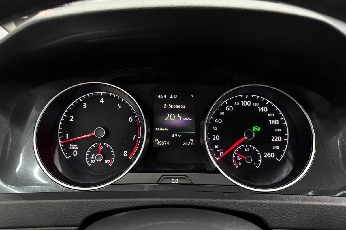 Ponuka vozidiel / Volkswagen Golf Variant Alltrack 1.8 TSI BMT 4MOTION DSG - video Ponuka vozidiel / Volkswagen Golf Variant Alltrack 1.8 TSI BMT 4MOTION DSG - video