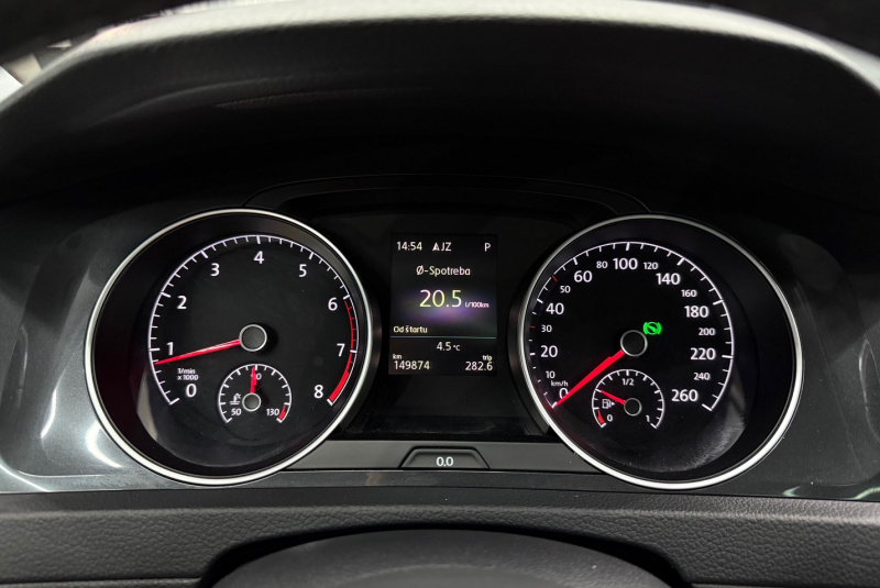 Ponuka vozidiel / Volkswagen Golf Variant Alltrack 1.8 TSI BMT 4MOTION DSG - video Ponuka vozidiel / Volkswagen Golf Variant Alltrack 1.8 TSI BMT 4MOTION DSG - video