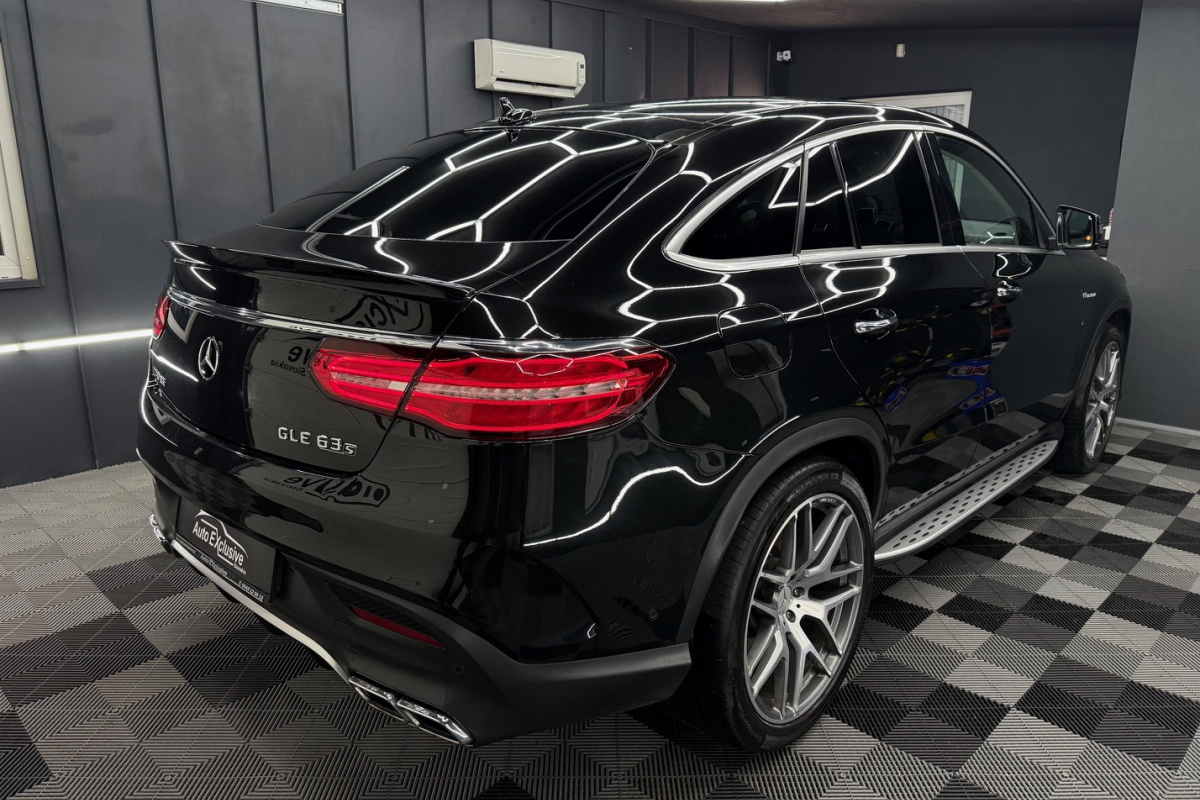 Ponuka vozidiel / Mercedes-Benz GLE SUV Mercedes-AMG 63 S 4matic A/T - video Ponuka vozidiel / Mercedes-Benz GLE SUV Mercedes-AMG 63 S 4matic A/T - video