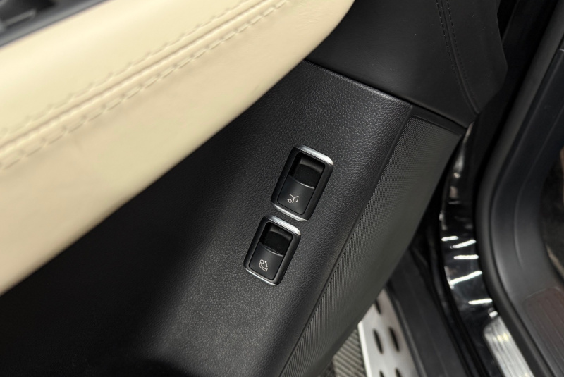 Ponuka vozidiel / Mercedes-Benz GLE SUV Mercedes-AMG 63 S 4matic A/T - video Ponuka vozidiel / Mercedes-Benz GLE SUV Mercedes-AMG 63 S 4matic A/T - video