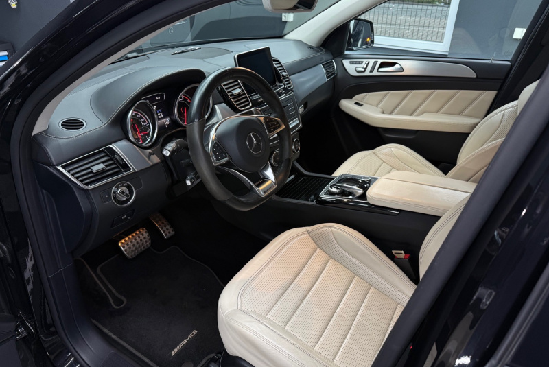 Ponuka vozidiel / Mercedes-Benz GLE SUV Mercedes-AMG 63 S 4matic A/T - video Ponuka vozidiel / Mercedes-Benz GLE SUV Mercedes-AMG 63 S 4matic A/T - video