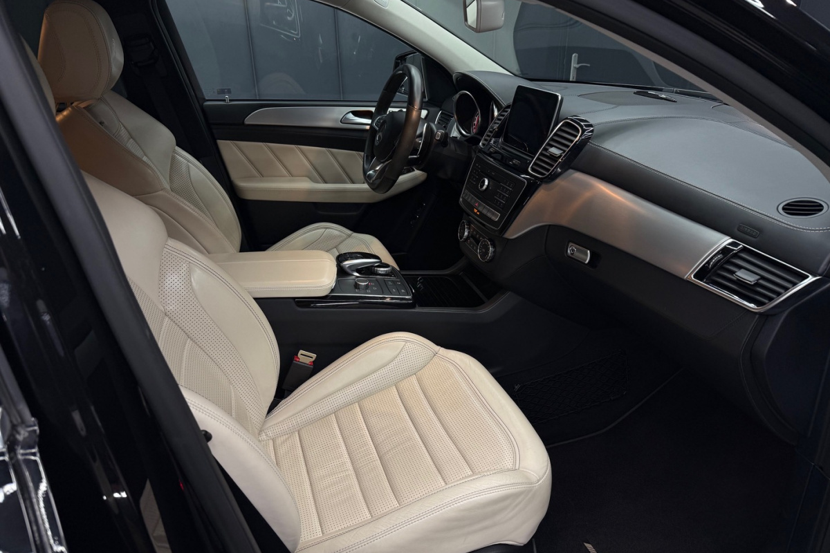 Ponuka vozidiel / Mercedes-Benz GLE SUV Mercedes-AMG 63 S 4matic A/T - video