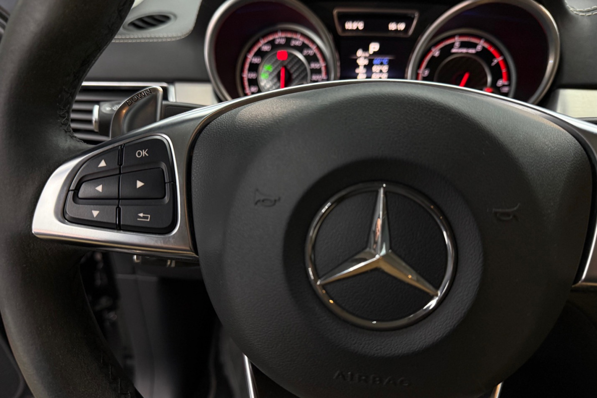 Ponuka vozidiel / Mercedes-Benz GLE SUV Mercedes-AMG 63 S 4matic A/T - video