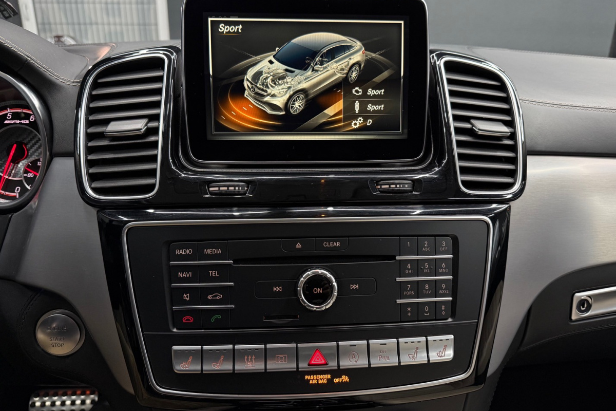 Ponuka vozidiel / Mercedes-Benz GLE SUV Mercedes-AMG 63 S 4matic A/T - video