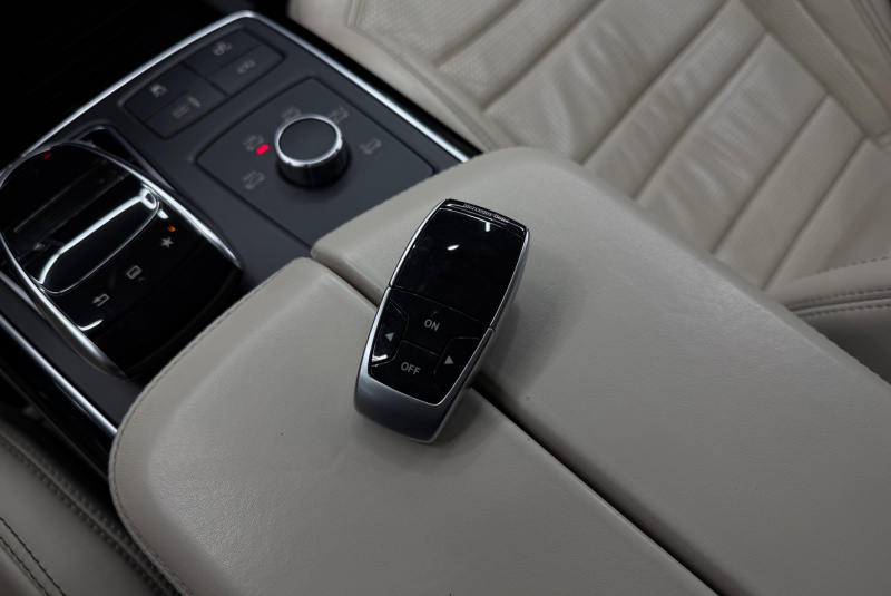 Ponuka vozidiel / Mercedes-Benz GLE SUV Mercedes-AMG 63 S 4matic A/T - video Ponuka vozidiel / Mercedes-Benz GLE SUV Mercedes-AMG 63 S 4matic A/T - video