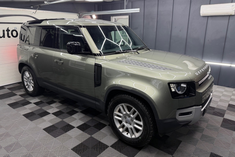 Ponuka vozidiel / Land Rover Defender 110 3.0D I6 D200 MHEV S A/T AWD - video Ponuka vozidiel / Land Rover Defender 110 3.0D I6 D200 MHEV S A/T AWD - video