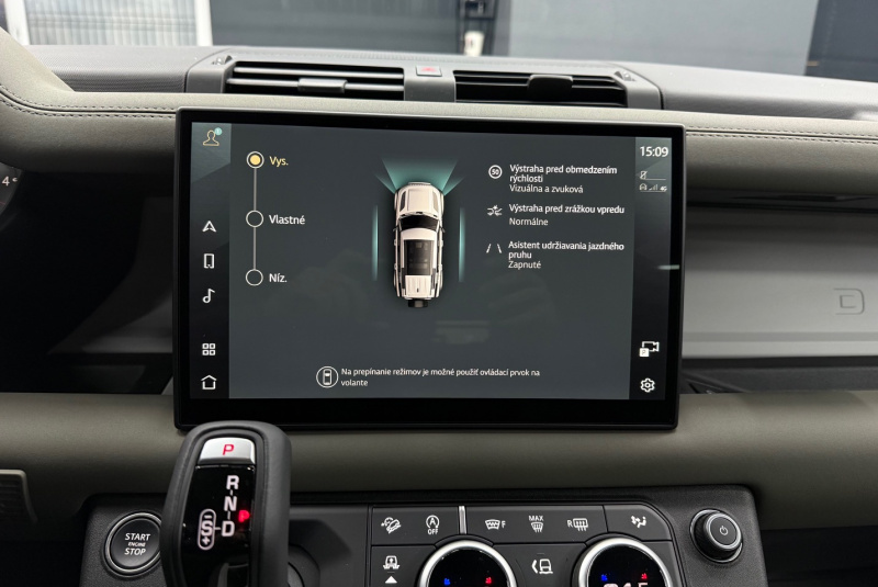  Ponuka vozidiel / Land Rover Defender 110 3.0D I6 D200 MHEV S A/T AWD - video