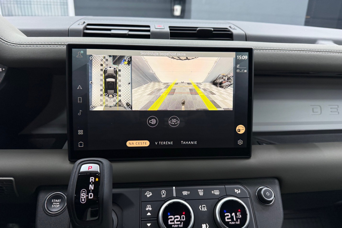 Ponuka vozidiel / Land Rover Defender 110 3.0D I6 D200 MHEV S A/T AWD - video