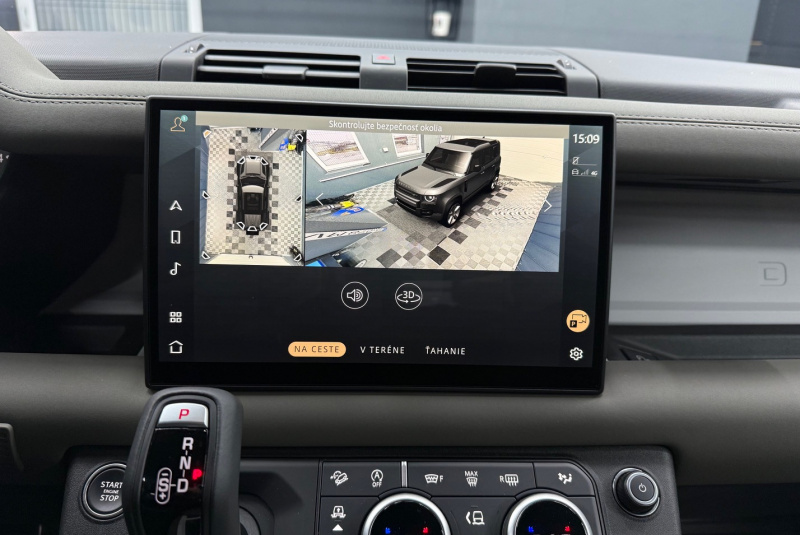  Ponuka vozidiel / Land Rover Defender 110 3.0D I6 D200 MHEV S A/T AWD - video