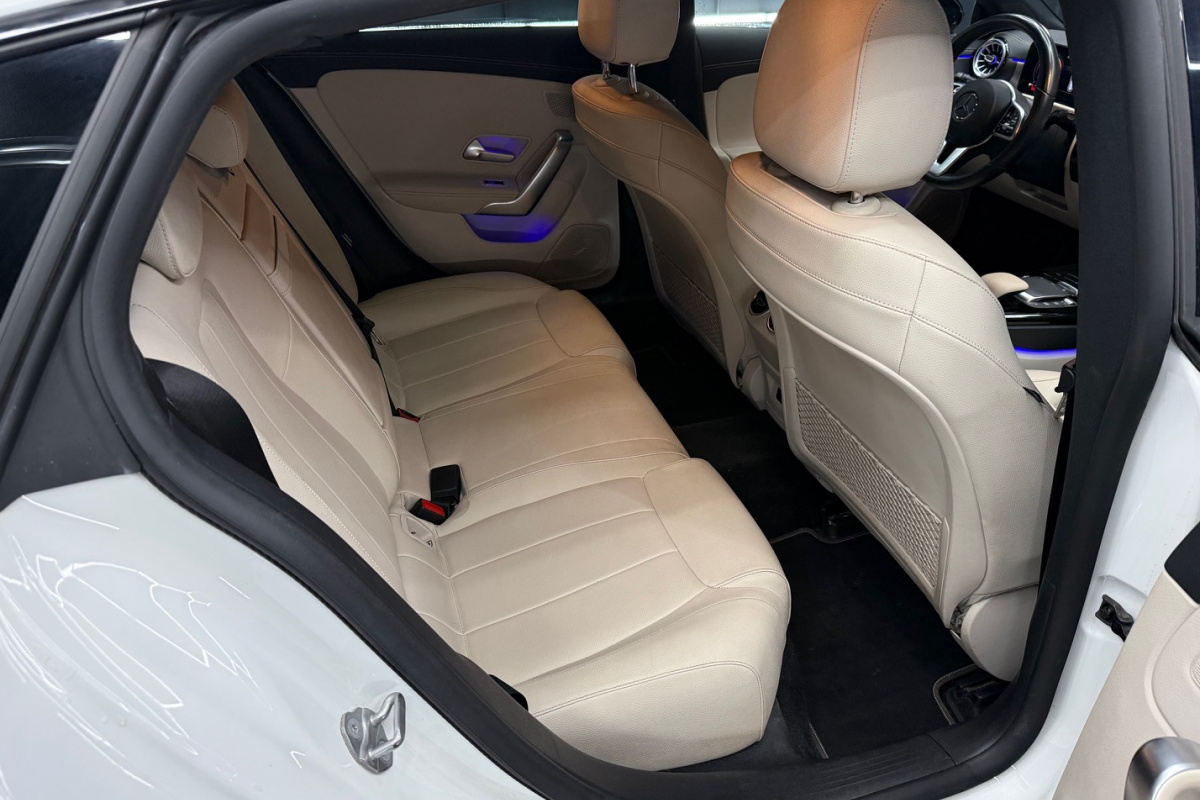 Ponuka vozidiel / Mercedes-Benz CLA Shooting Brake SB 200 A/T - video Ponuka vozidiel / Mercedes-Benz CLA Shooting Brake SB 200 A/T - video