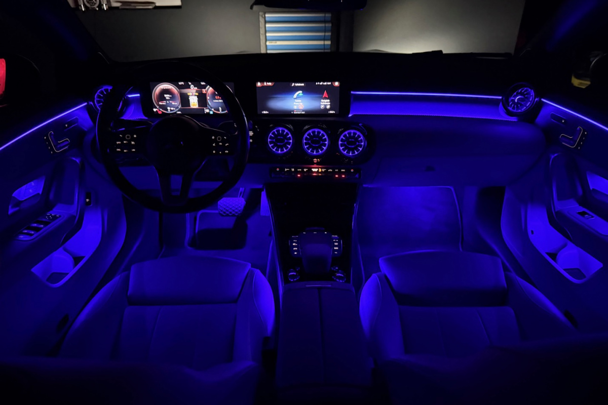 Ponuka vozidiel / Mercedes-Benz CLA Shooting Brake SB 200 A/T - video