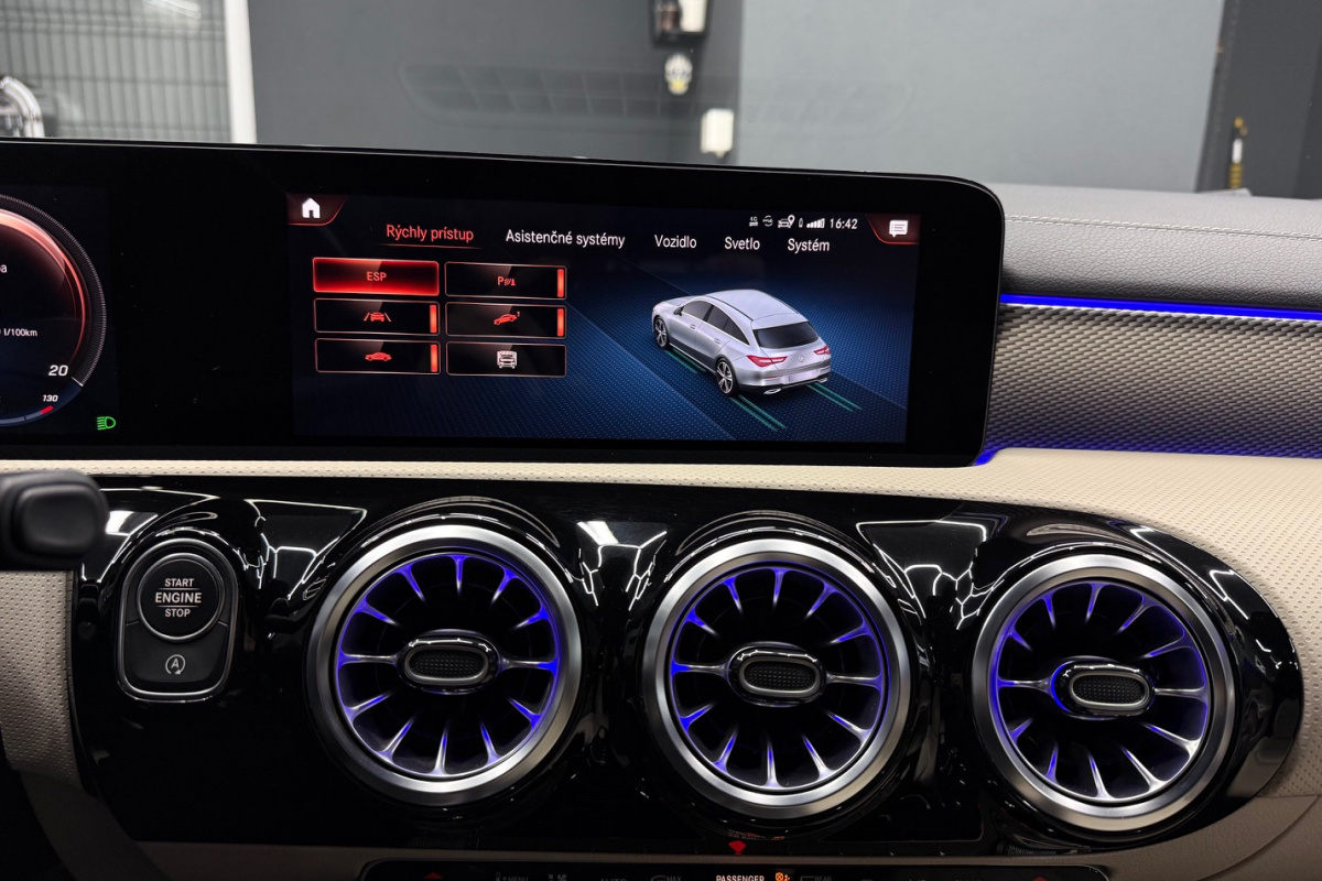 Ponuka vozidiel / Mercedes-Benz CLA Shooting Brake SB 200 A/T - video