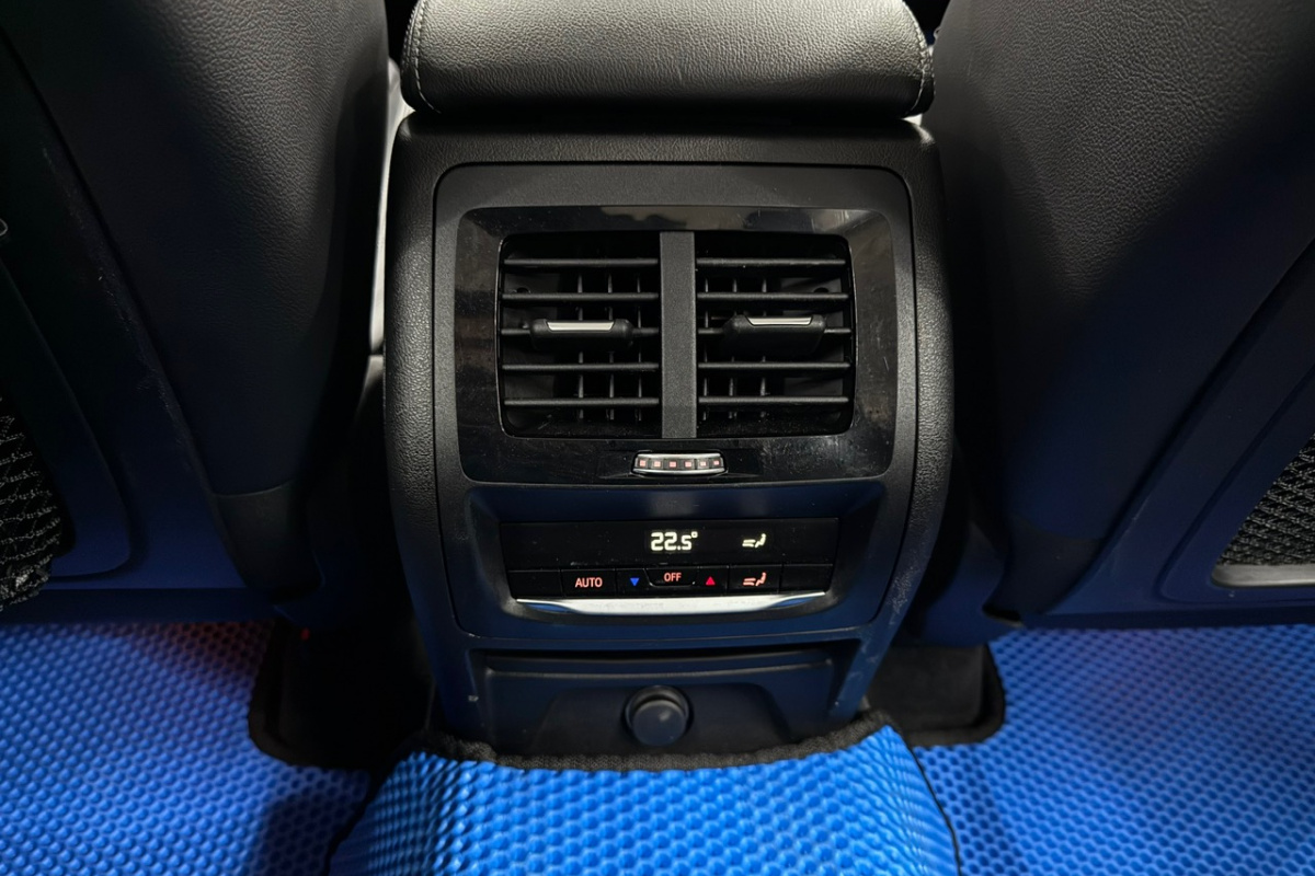 Ponuka vozidiel / BMW X3 xDrive20d xLine A/T - video