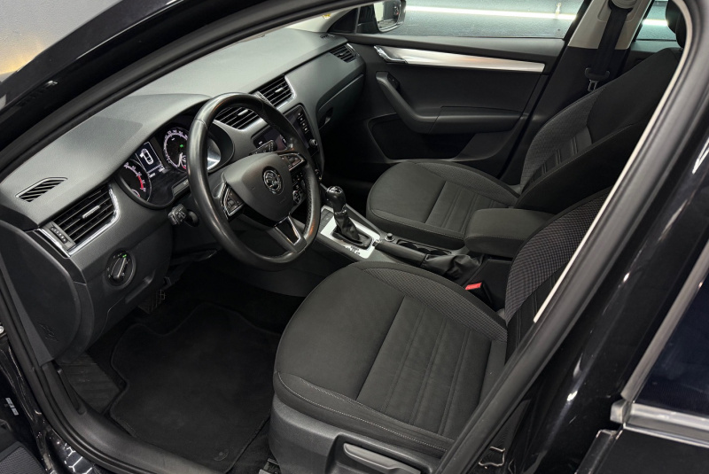  Ponuka vozidiel / Škoda Octavia 1.6 TDI 115k Ambition DSG - video