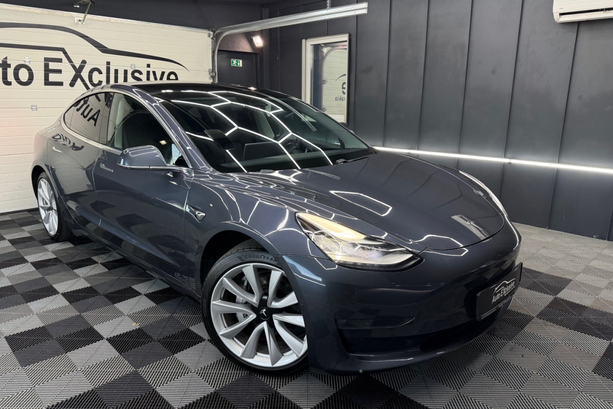 Ponuka vozidiel / Tesla Model 3 Long Range Dual Motor AWD - video Ponuka vozidiel / Tesla Model 3 Long Range Dual Motor AWD - video