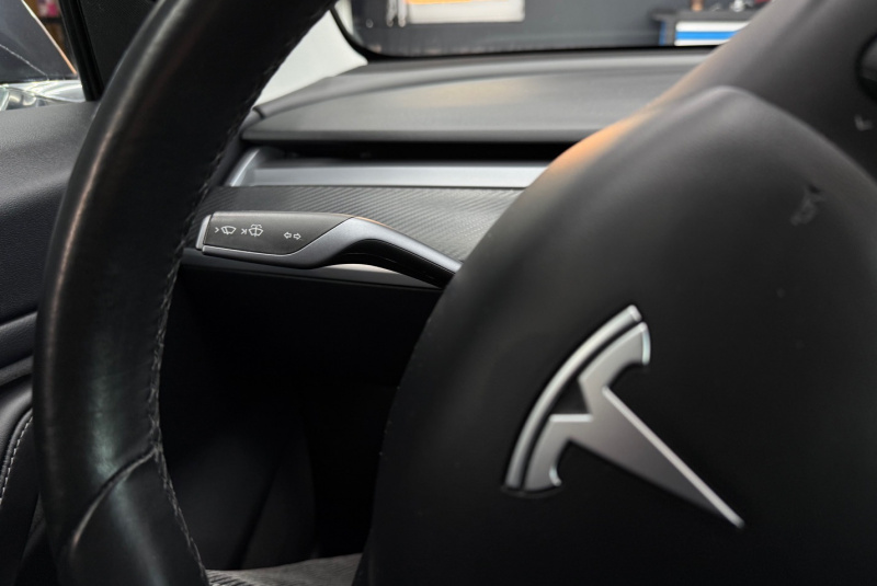  Ponuka vozidiel / Tesla Model 3 Long Range Dual Motor AWD - video