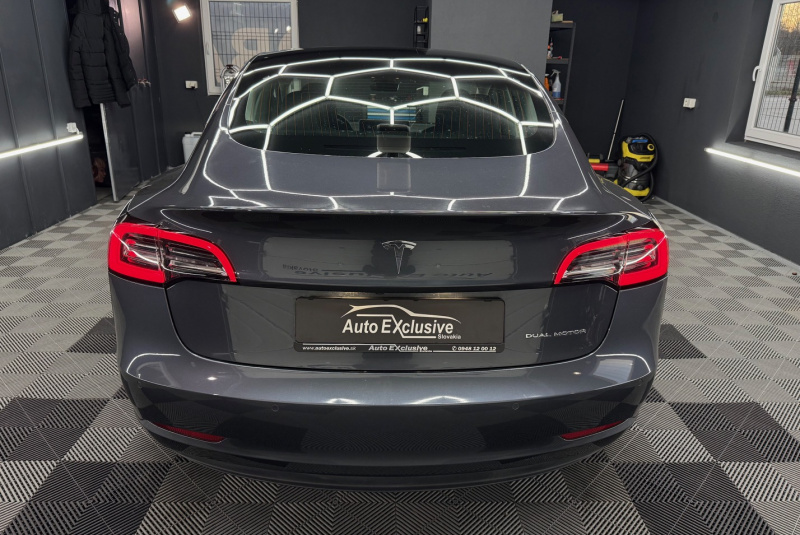  Ponuka vozidiel / Tesla Model 3 Long Range Dual Motor AWD - video