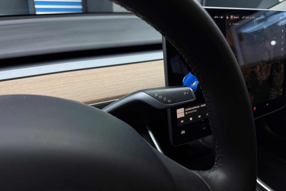 Ponuka vozidiel / Tesla Model 3 Long Range Dual Motor AWD - video