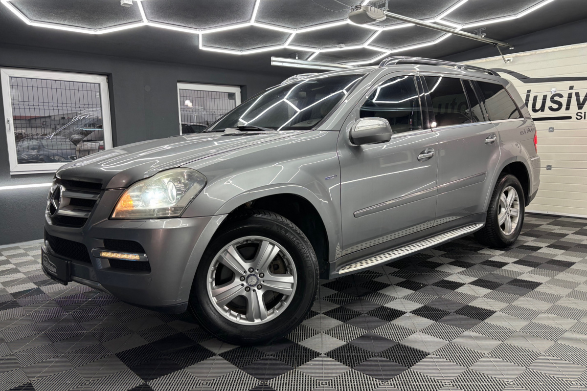 Ponuka vozidiel / Mercedes-Benz GL 350 CDI 4MATIC - video