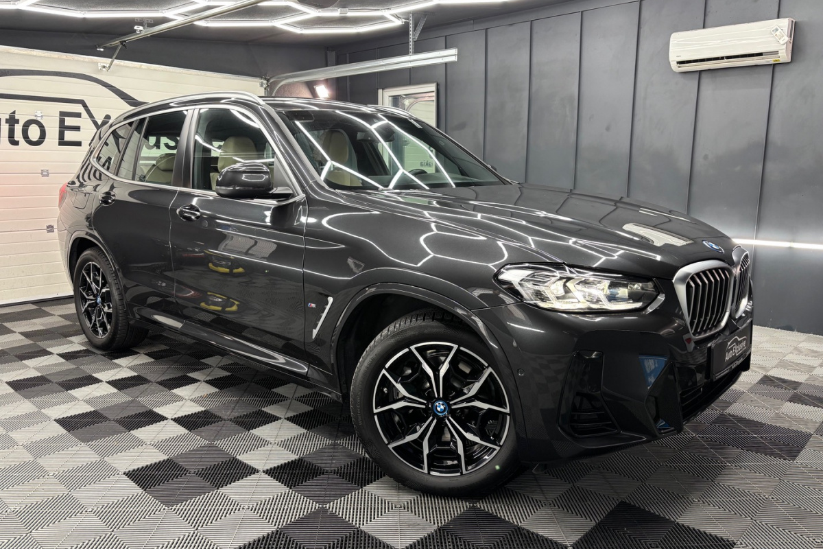 Ponuka vozidiel / BMW X3 xDrive30e M-PACKET PLUG-IN HYBRID - video Ponuka vozidiel / BMW X3 xDrive30e M-PACKET PLUG-IN HYBRID - video