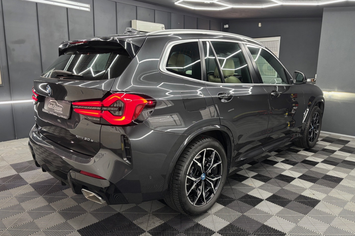 Ponuka vozidiel / BMW X3 xDrive30e M-PACKET PLUG-IN HYBRID - video