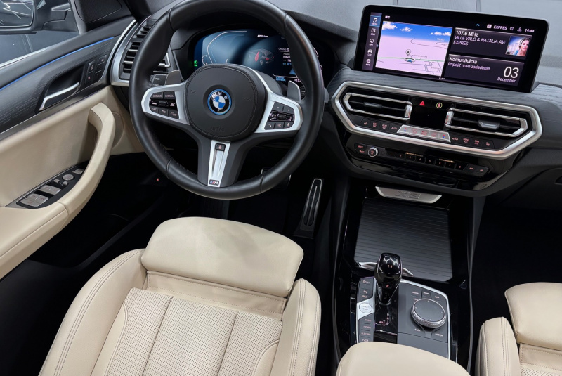 Ponuka vozidiel / BMW X3 xDrive30e M-PACKET PLUG-IN HYBRID - video Ponuka vozidiel / BMW X3 xDrive30e M-PACKET PLUG-IN HYBRID - video