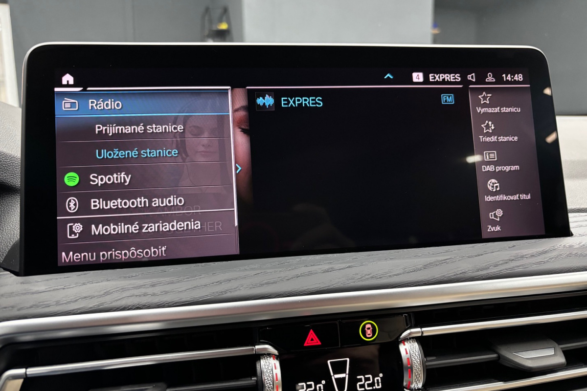 Ponuka vozidiel / BMW X3 xDrive30e M-PACKET PLUG-IN HYBRID - video