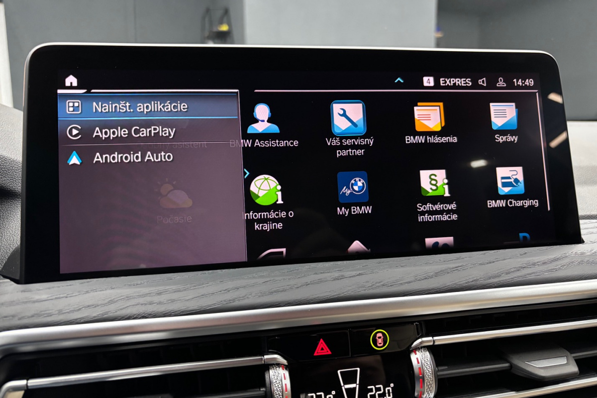 Ponuka vozidiel / BMW X3 xDrive30e M-PACKET PLUG-IN HYBRID - video