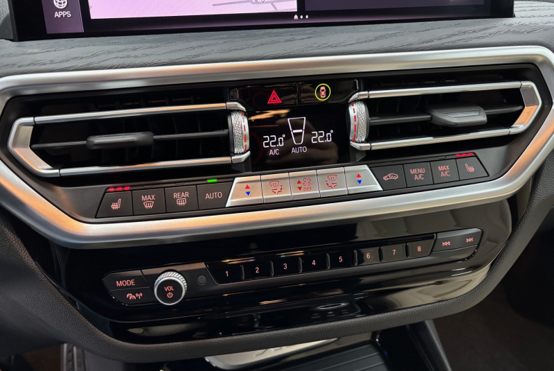  Ponuka vozidiel / BMW X3 xDrive30e M-PACKET PLUG-IN HYBRID - video