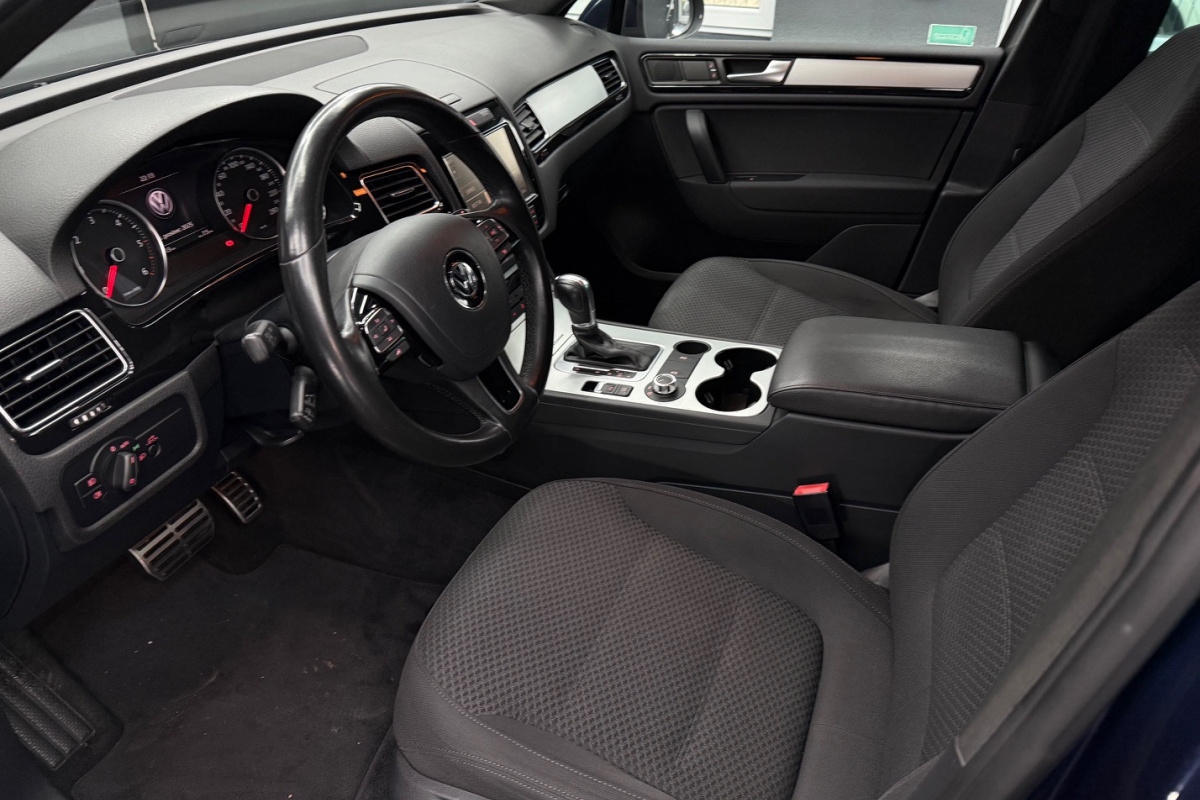 Ponuka vozidiel / Volkswagen Touareg II 3.0 V6 TDI BlueMotion Technology - video