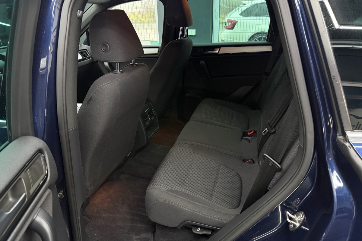 Ponuka vozidiel / Volkswagen Touareg II 3.0 V6 TDI BlueMotion Technology - video