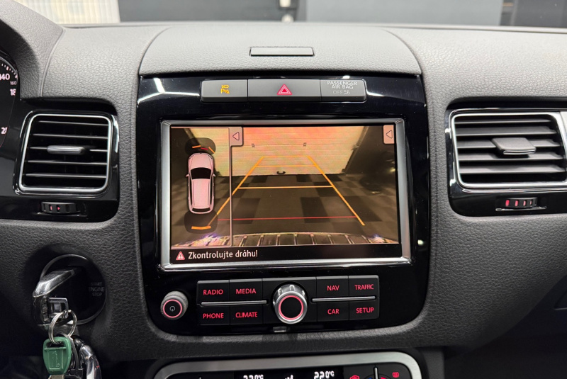  Ponuka vozidiel / Volkswagen Touareg II 3.0 V6 TDI BlueMotion Technology - video