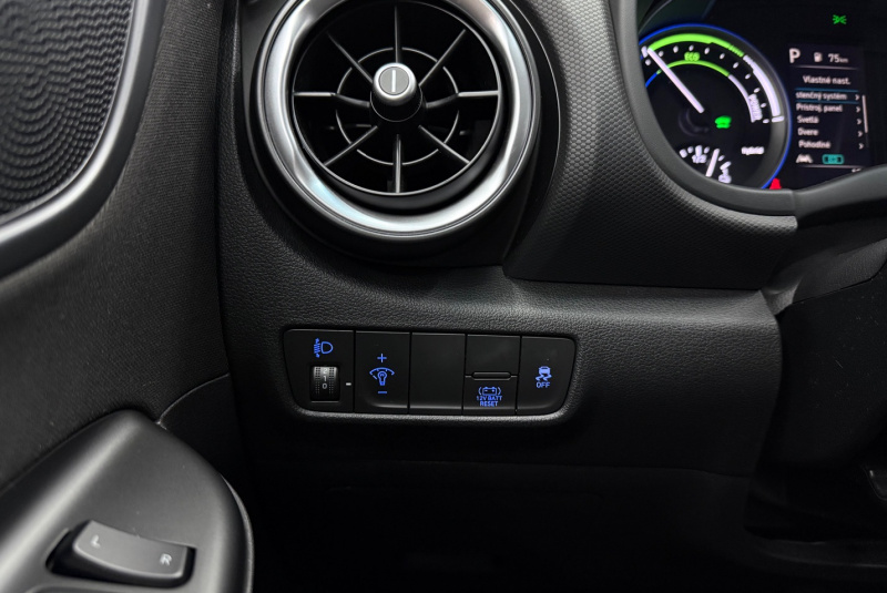 Ponuka vozidiel / Hyundai Kona 1.6 GDI HEV Family - video Ponuka vozidiel / Hyundai Kona 1.6 GDI HEV Family - video