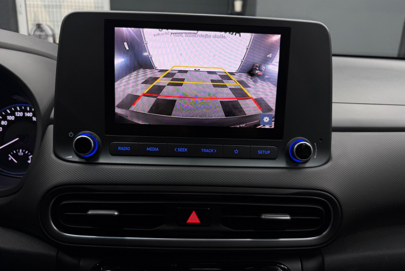  Ponuka vozidiel / Hyundai Kona 1.6 GDI HEV Family - video