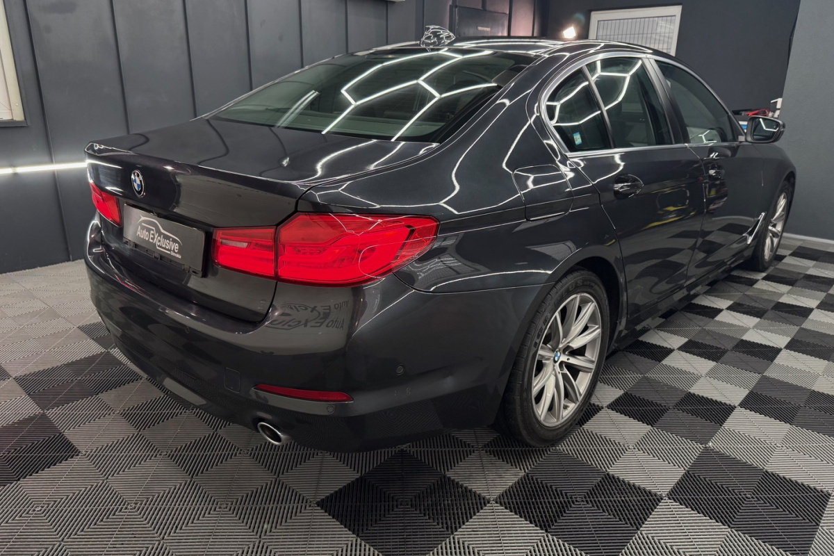 Ponuka vozidiel / BMW Rad 5 530d xDrive A/T - video