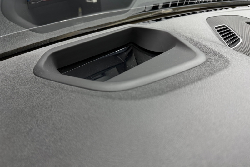  Ponuka vozidiel / BMW Rad 5 530d xDrive A/T - video