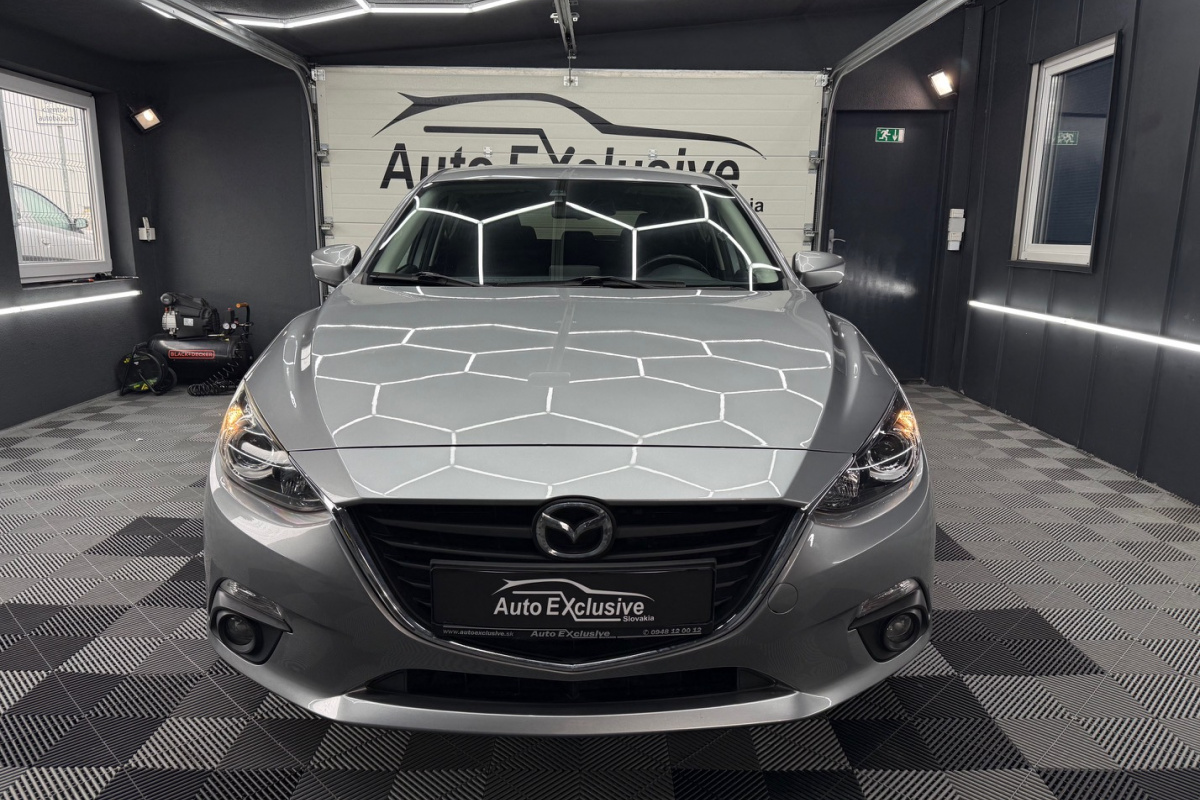 Ponuka vozidiel / Mazda 3 2.0 Skyactiv -G120 Attraction - video