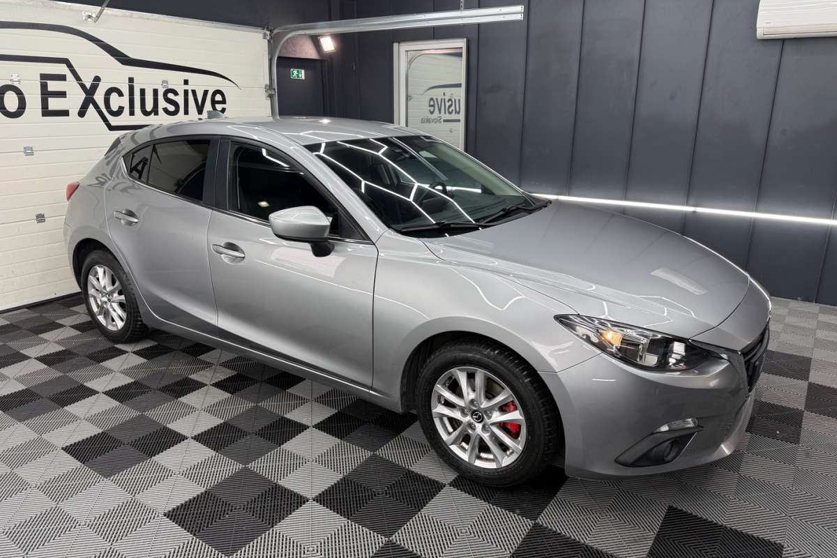 Ponuka vozidiel / Mazda 3 2.0 Skyactiv -G120 Attraction - video Ponuka vozidiel / Mazda 3 2.0 Skyactiv -G120 Attraction - video