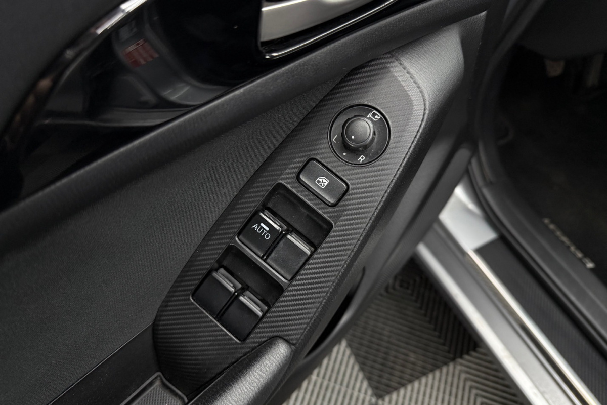 Ponuka vozidiel / Mazda 3 2.0 Skyactiv -G120 Attraction - video