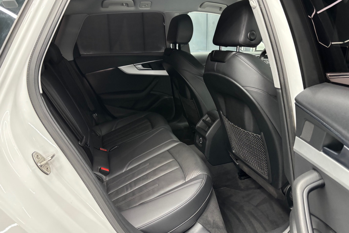 Ponuka vozidiel / Audi A4 Avant 2.0 TDI 190k Design quattro S tronic - video