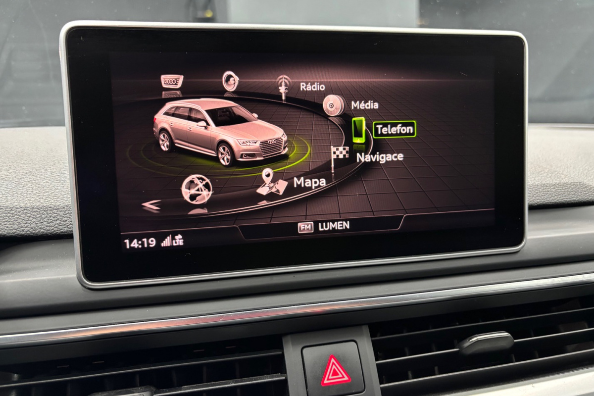 Ponuka vozidiel / Audi A4 Avant 2.0 TDI 190k Design quattro S tronic - video Ponuka vozidiel / Audi A4 Avant 2.0 TDI 190k Design quattro S tronic - video