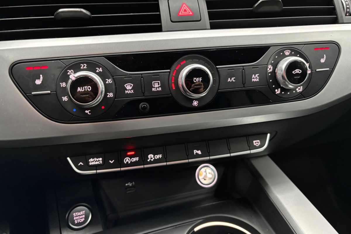 Ponuka vozidiel / Audi A4 Avant 2.0 TDI 190k Design quattro S tronic - video