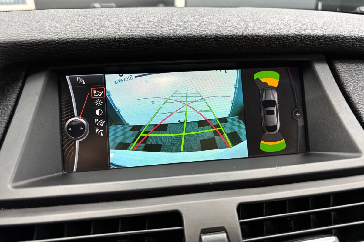 Ponuka vozidiel / BMW X6 xDrive 30d 245k - video Ponuka vozidiel / BMW X6 xDrive 30d 245k - video