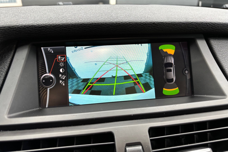  Ponuka vozidiel / BMW X6 xDrive 30d 245k - video