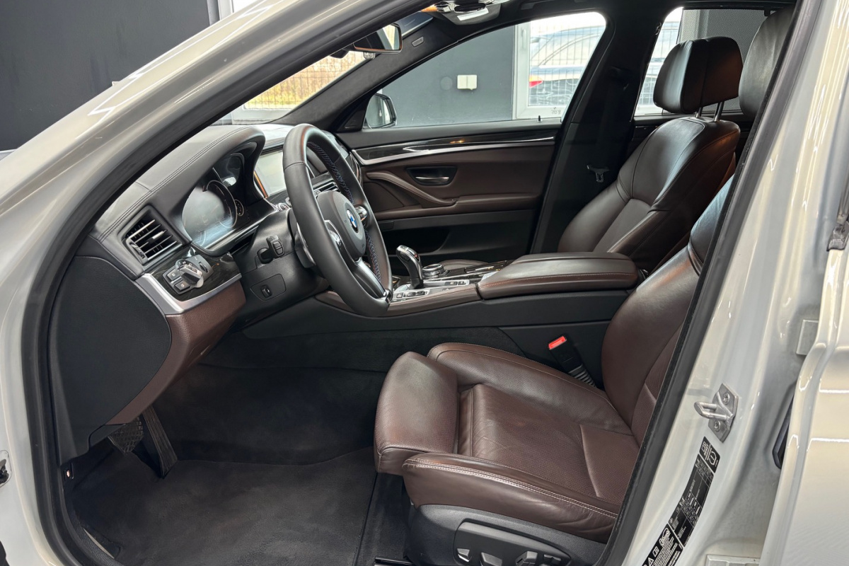 Ponuka vozidiel / BMW Rad 5 535d xDrive M-PACKET - video