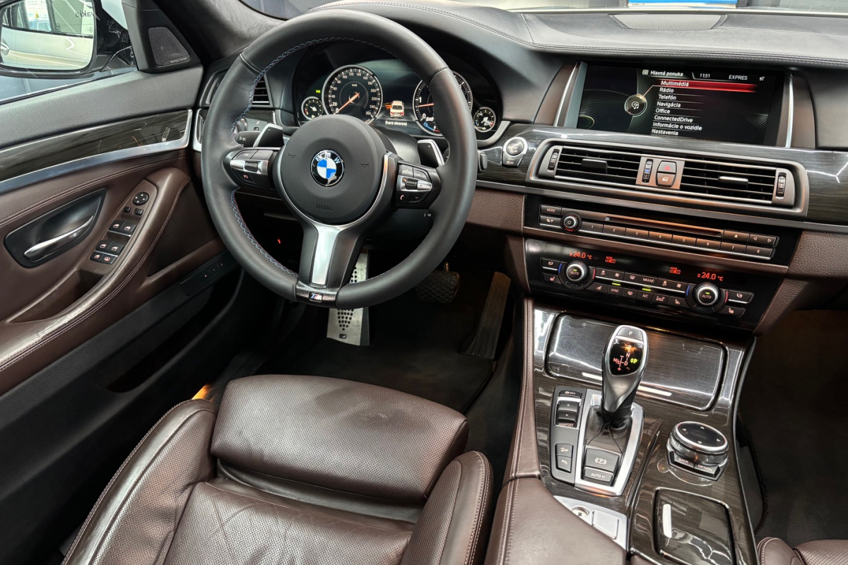 Ponuka vozidiel / BMW Rad 5 535d xDrive M-PACKET - video